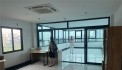 Bán Toà nhà văn phòng 9 tầng  mặt phố sát Hoàng Quốc Việt, Cầu Giấy, vỉa hè rộng ô tô 2 chiều, DT 90m, giá chỉ 3x tỷ.