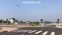 Bán gấp lô đất View hồ nghỉ dưỡng kinh doanh cực  kì tốt, cặp sát TTHC Củ Chi.
Diện tích 7x20=140m2,sổ sẵn, giá 850 triệu