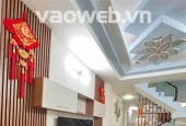 Nhà 3 Tầng Full Nội Thất Tân Quy Quận 7  4x16m2 Không Quy Hoạch, 6,8 tỏi