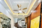 Bán nhà 32m², 4 tầng, full nội thất, Thanh Lân - Lĩnh Nam - 4.85 tỷ sổ riêng