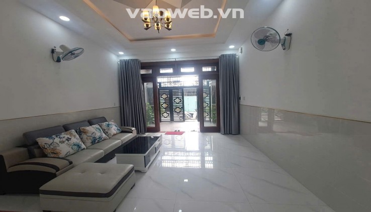 Nhà đẹp hẻm 8m to đùng 1/ TL19 gần Ngã Tư Ga, 54m2, 4 tầng giảm 300tr bán nhanh