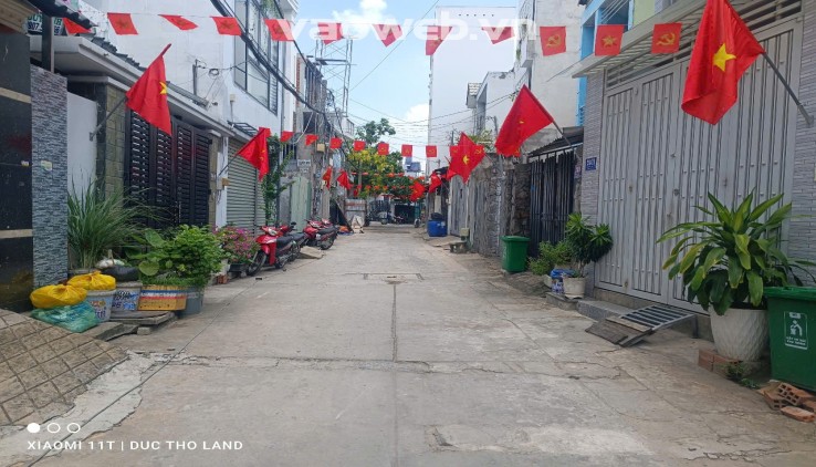 Bán đất ngang 6m hiếm, HXH 6m TL22, Thạnh Lộc, gần Ngã Tư Ga giá chỉ hơn 4Tỷ