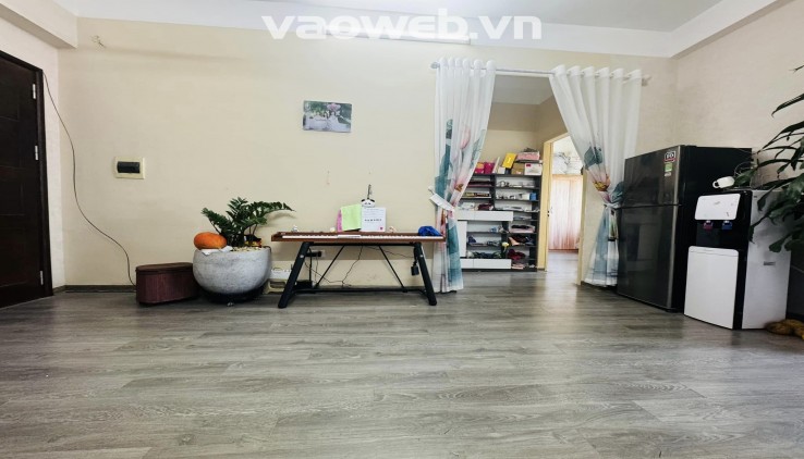 Bán căn hộ toà CT4 Xa La - Hà Đông, 70m2 căn góc giá hữu nghị 3,3 tỷ