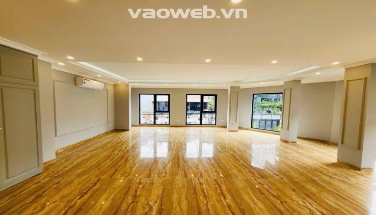 Bán đất tặng nhà 3 tầng MP Linh Lang - Phan Kế Bính, Ba Đình mặt tiền 15m, lô góc dt 140m2m, yên tĩnh và đẳng cấp
