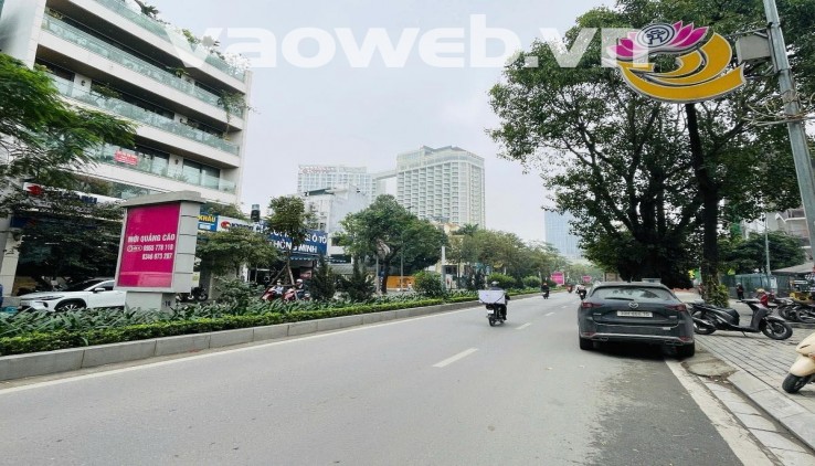 Nhà Mặt Phố Lạc Long Quân (Đối Diện LOTTE)...