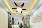 NGÃ TƯ LÁNG HẠ - NGUYỄN CHÍ THANH- LÀM VĂN PHÒNG VÀ KINH DOANH - Ô TÔ TRÁNH . 50M - 10m MT - 5T -17 tỉ