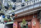 Chính Chủ Bán Nhà 3 Tầng Nguyễn Văn Linh, Long Biên, Gần Hồ, Ô Tô Đỗ Cổng