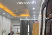 cần bán gấp nhà đẹp thịnh quang 46m2 , 5 tầng , 4 ngủ , 8,5 tỷ