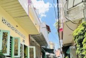- Ban nhà cách hẻm xe hơi 20m2, Trương thị hoa, Phương tân thới hiệp, Q12, Nhà xây dựng mới ở ngay, thông thoáng sạch sẽ, sổ vuông DT 83m2, giá nhỉnh