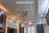 Bán nhà KIm Mã , Ba Đình , HN . DT 60M2 , 5T,  MT 4.5M . Giá 15 tỷ