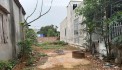 e có hai lô đất cần bán nhanh ạ 
 nhỉnh tỷ 

65m và 54m xã đông phương yên , Chương mỹ 
liên hệ e : 0967594106 - 0987282011