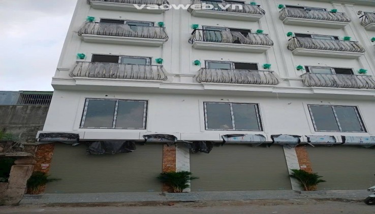 Đẹp thôi rồi các bác ơi !
5 căn Tứ hiệp - Thanh trì, đường 2 công ten nơ tránh
Đẹp ko tì vết , vew hồ điều hòa thoáng mát 4 mùa 
Giá : 6,8 tỷ 1