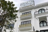 PHÂN LÔ VỈA HÈ – KĐT VĂN PHÚ – OTO TRÁNH – GARA – THANG MÁY – KINH DOANH ĐỈNH giá nhỉnh 24 tỷ