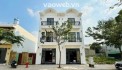 Nhà phố 3 lầu rất đẹp, khu dân cư vip đồng bộ, đường 12m. Nhà rộng gia đình ở thoải mái