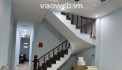 Bán nhà 1 Trệt 1 Lầu Trung Tâm Đông Hòa,đường xe hơi phà phà,gần GO Dĩ An